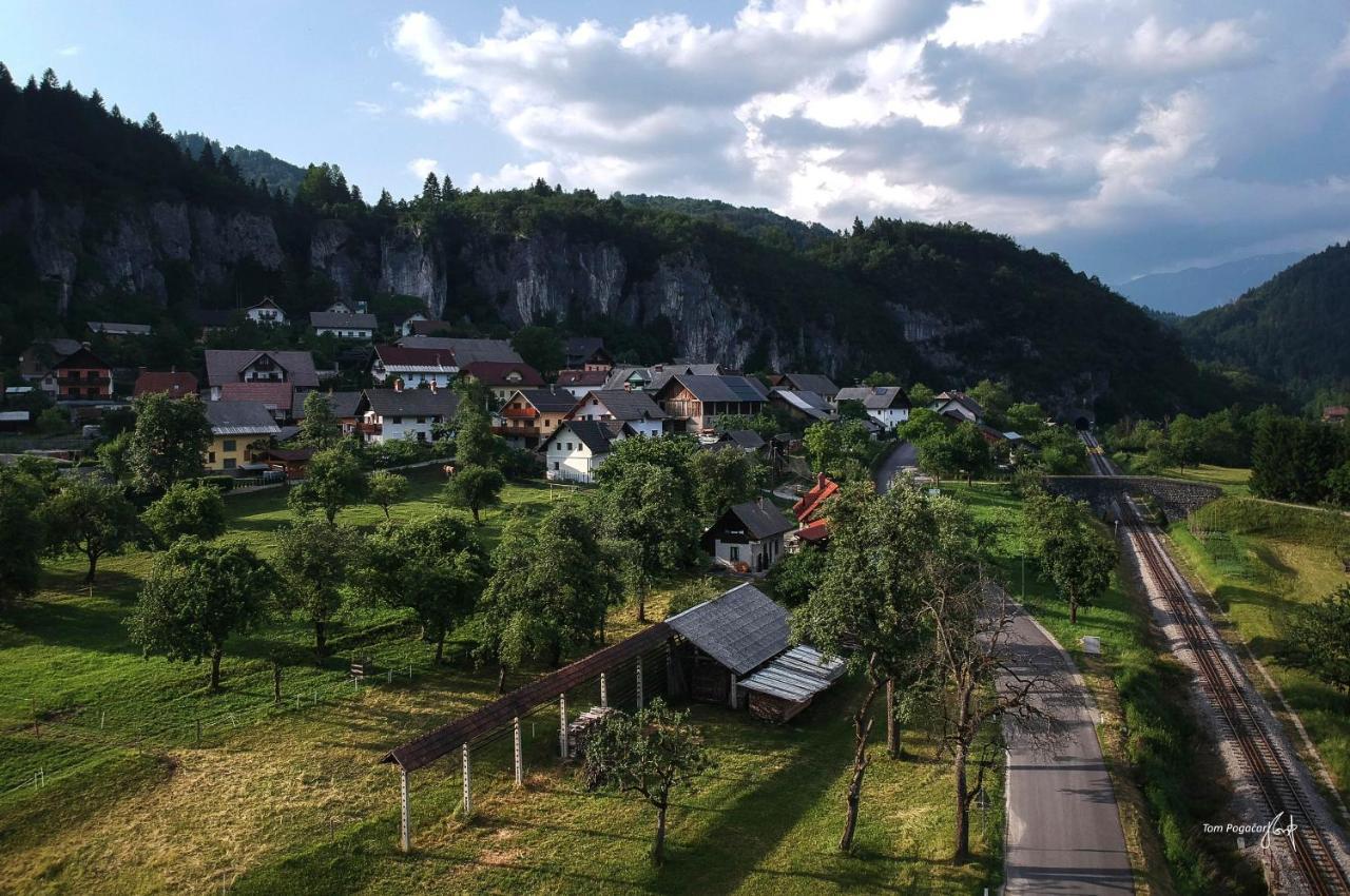 Apartma Pr' Stengarju Apartment Bohinjska Bela Exterior foto
