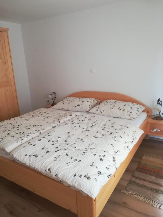 Apartma Pr' Stengarju Apartment Bohinjska Bela Exterior foto